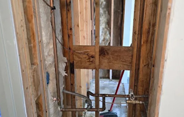 Frozen Pipe Water Removal in Richfield, MN